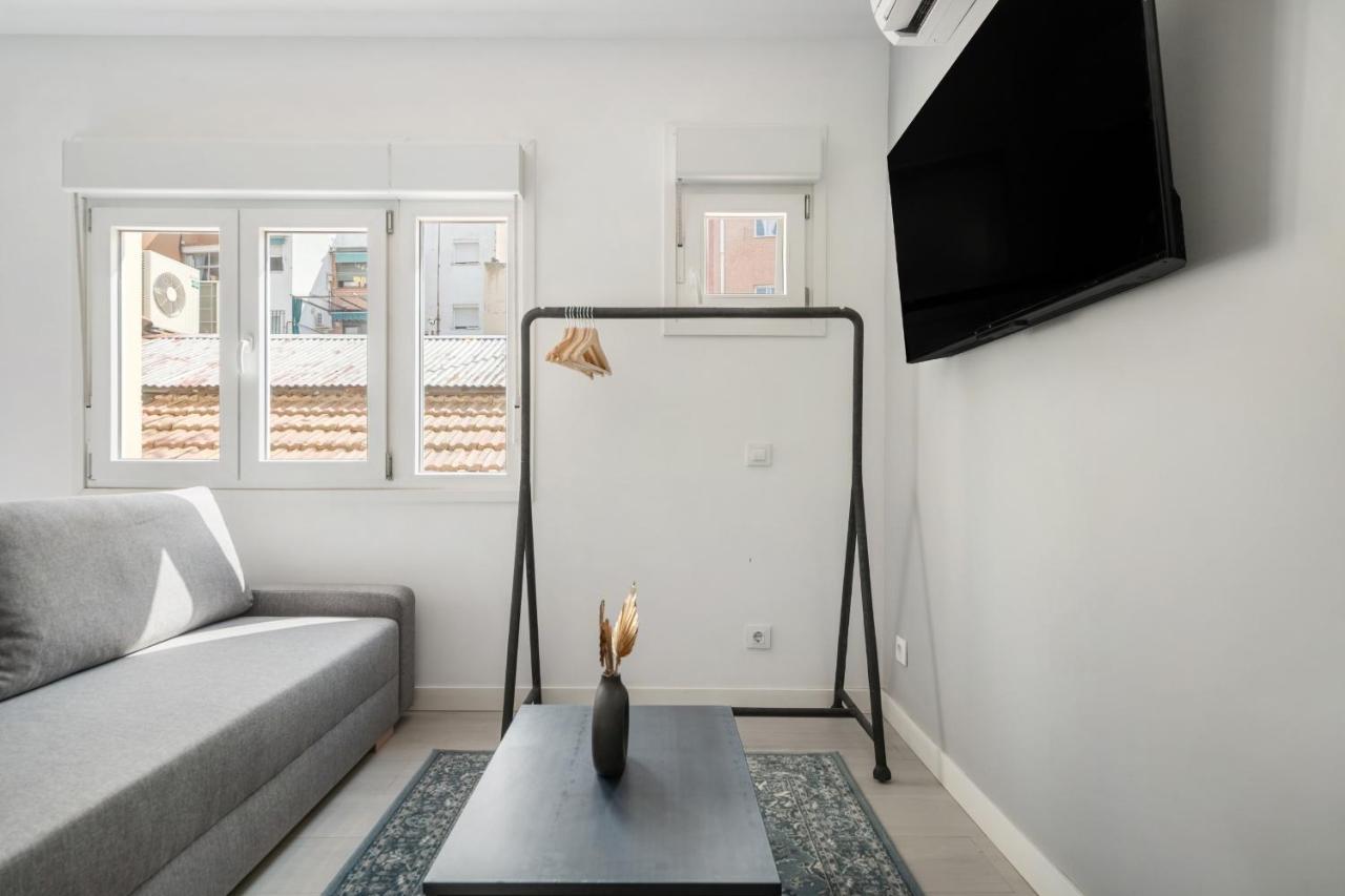 Apartamentos Reformados En Madrid Rio Exterior foto