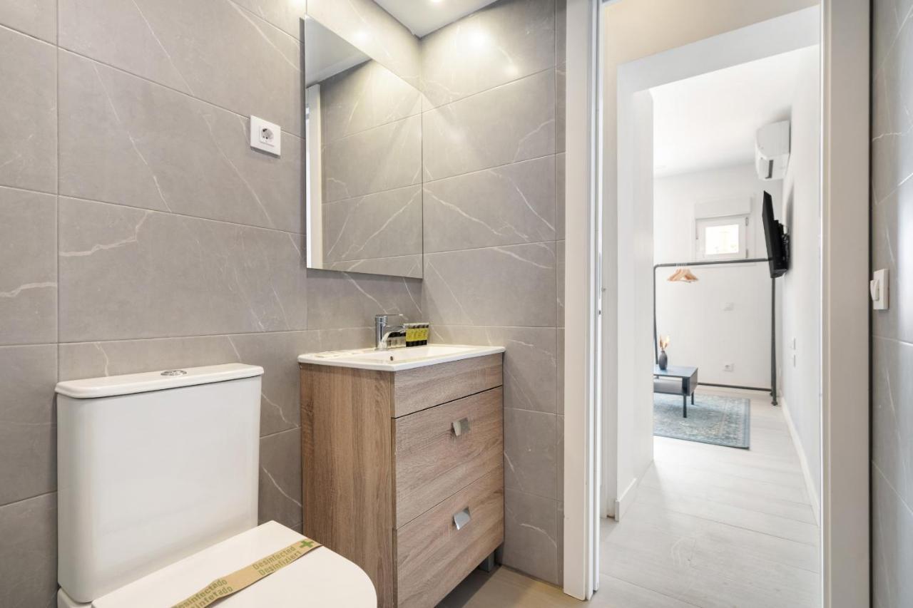 Apartamentos Reformados En Madrid Rio Exterior foto