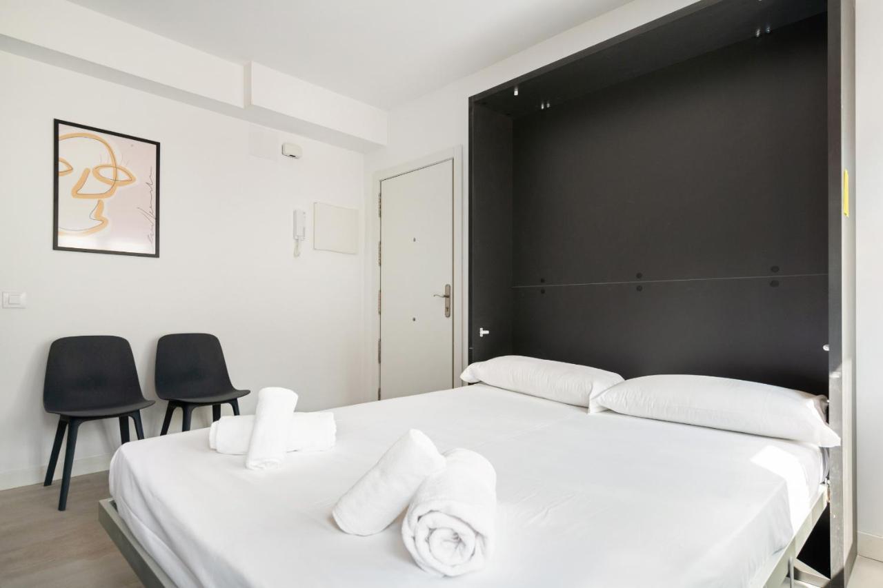 Apartamentos Reformados En Madrid Rio Exterior foto